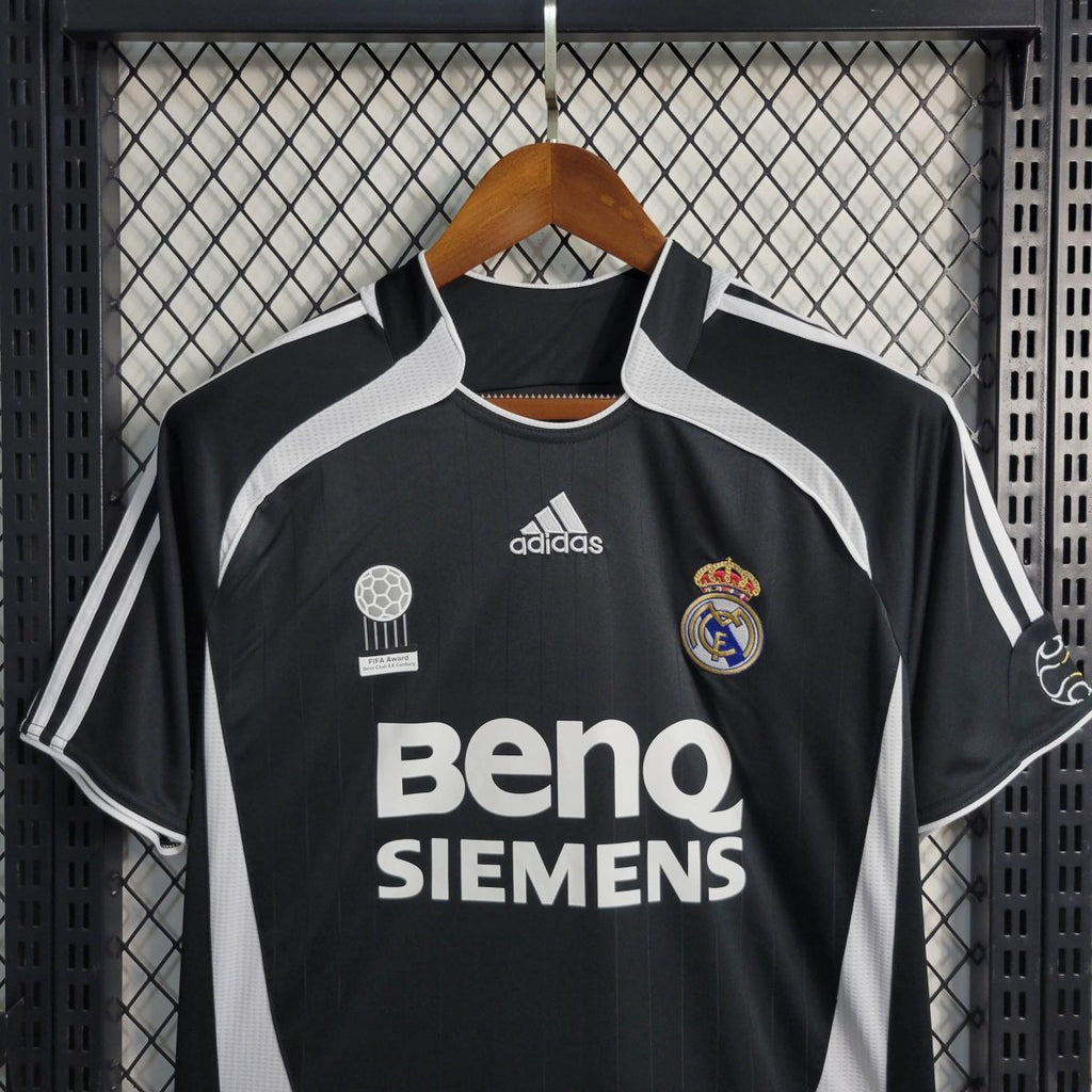 2006/2007 Real Madrid Away Football Shirt