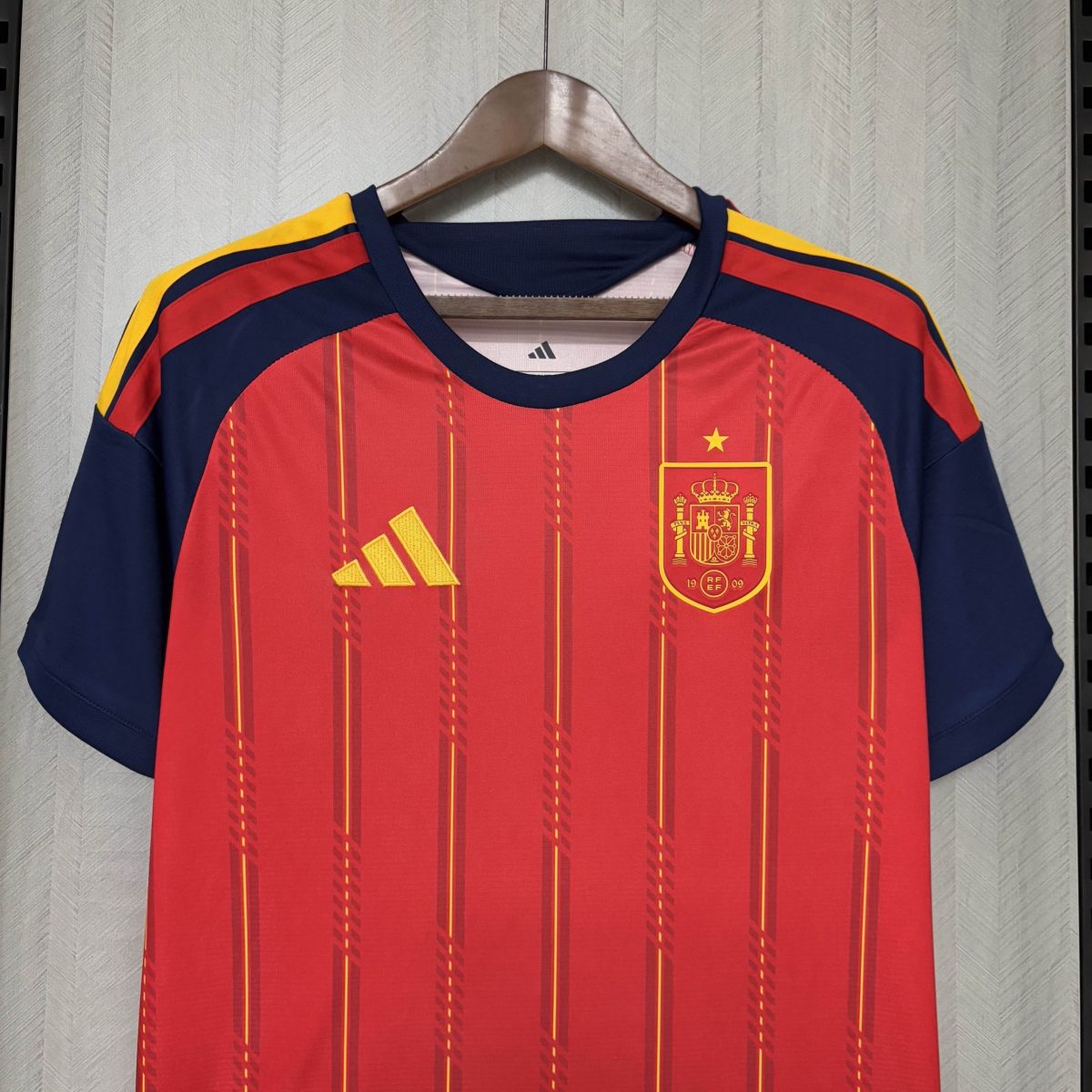 2026/2027 Spain Home Football Shirt